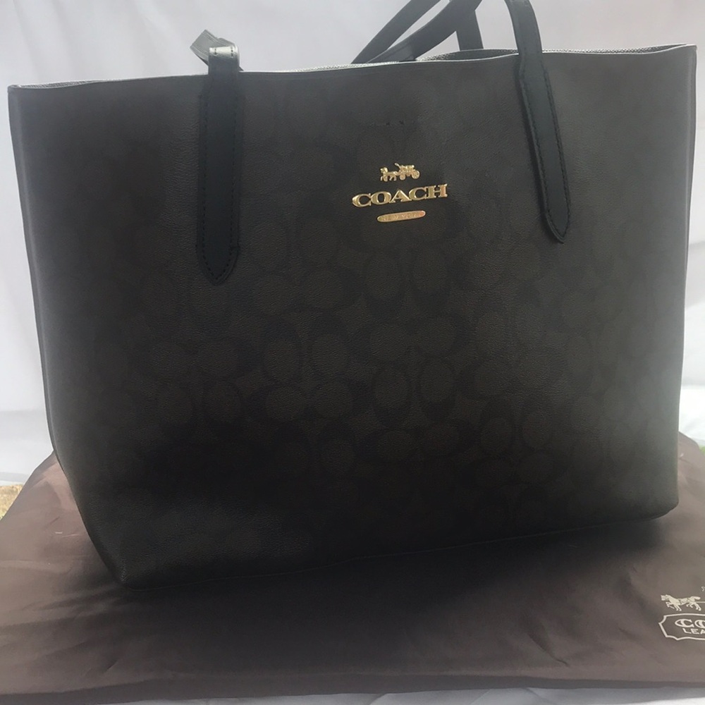 Coach Women's Brown Logo Tote Bag